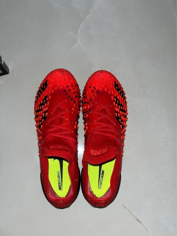 Adidas Predator rouges– Excellent état — taille 37 1/3, Ophalen of Verzenden, Gebruikt, Schoenen