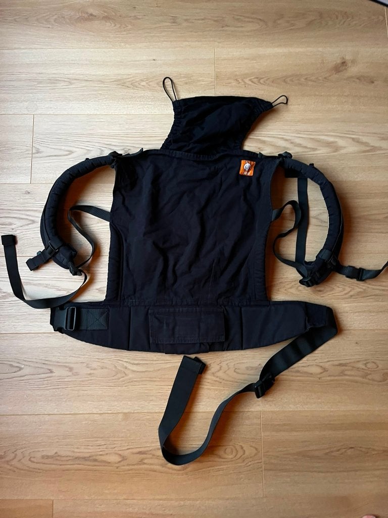 Porte-bébé ergonomique Tula Standard — Tout noir (Urbanista), Enfants & Bébés, Autres marques, Porte-bébé, Utilisé, Dos