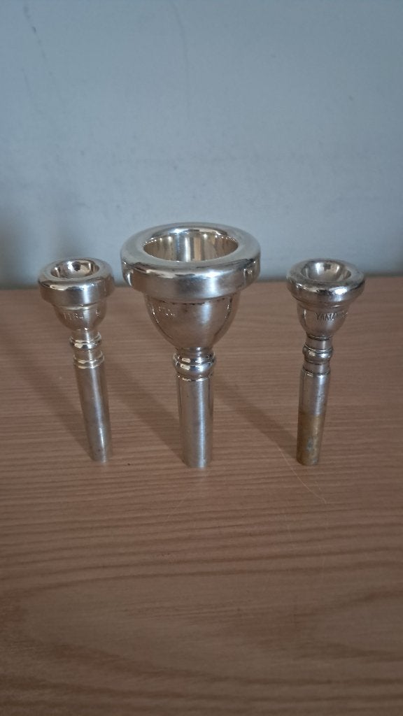 Set Yamaha mondstukken 1 bastuba & 2 trompet verzilverd, Ophalen of Verzenden, Gebruikt, Overige typen