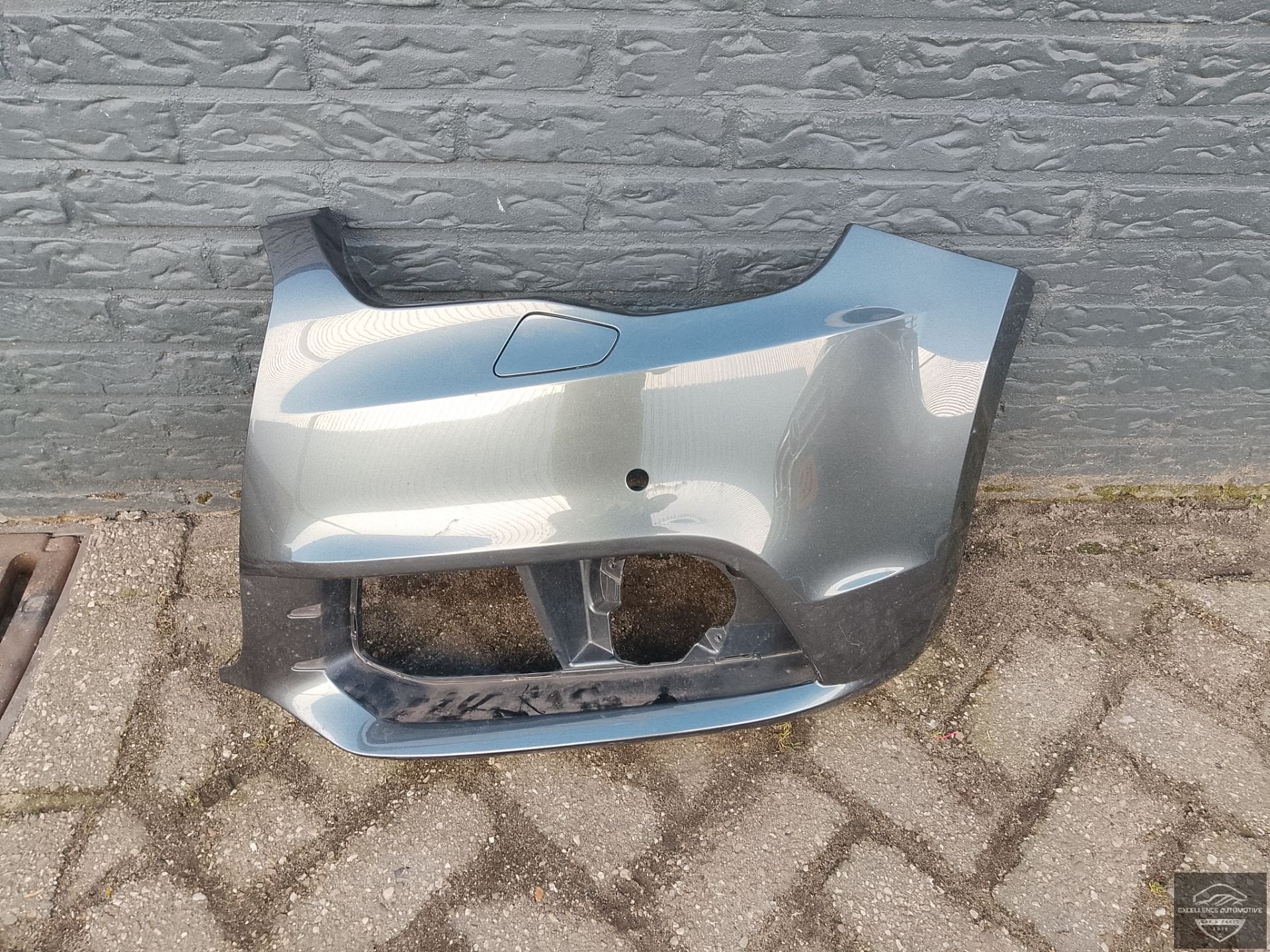 Audi A1 8X 2012-2014 Pare-chocs avant d'angle gauche 4xPDC K, Pare-chocs, AUDI AG, Auto-Union-Strasse 1
85045  Ingolstadt, DE