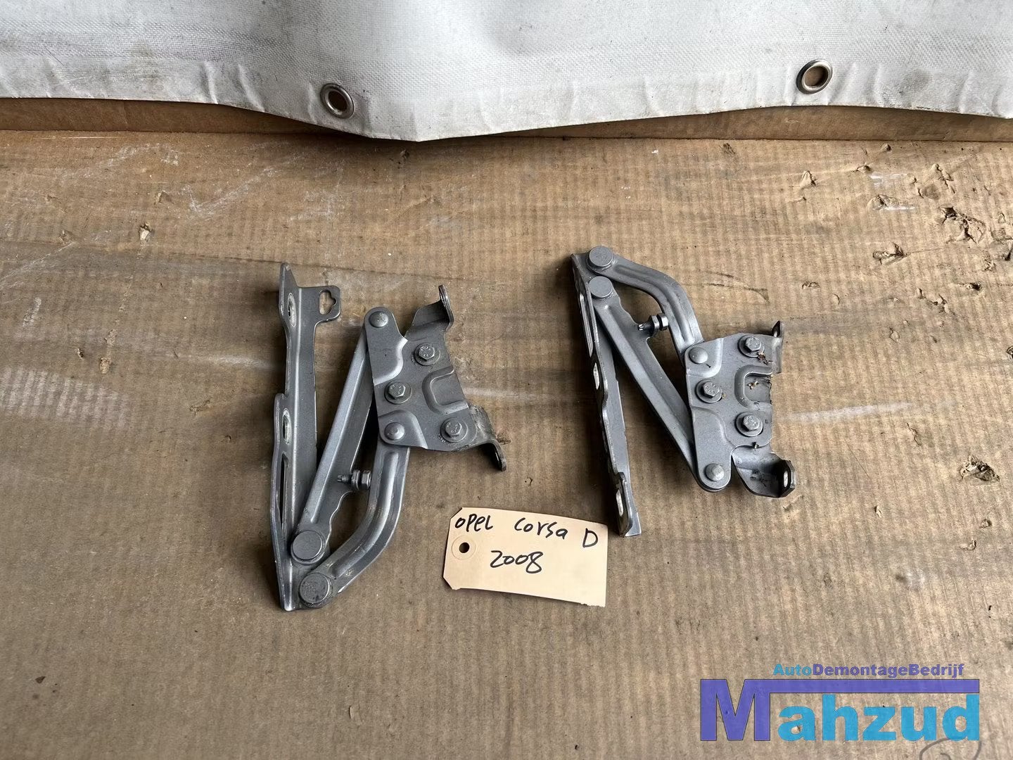 OPEL CORSA D Motorkap scharnier set 2006-2014, Opel Automobile GmbH, Opel, Bahnhofsplatz 1
65423  Russelsheim am Main, DE, Kontakt@opel-infoservice.de