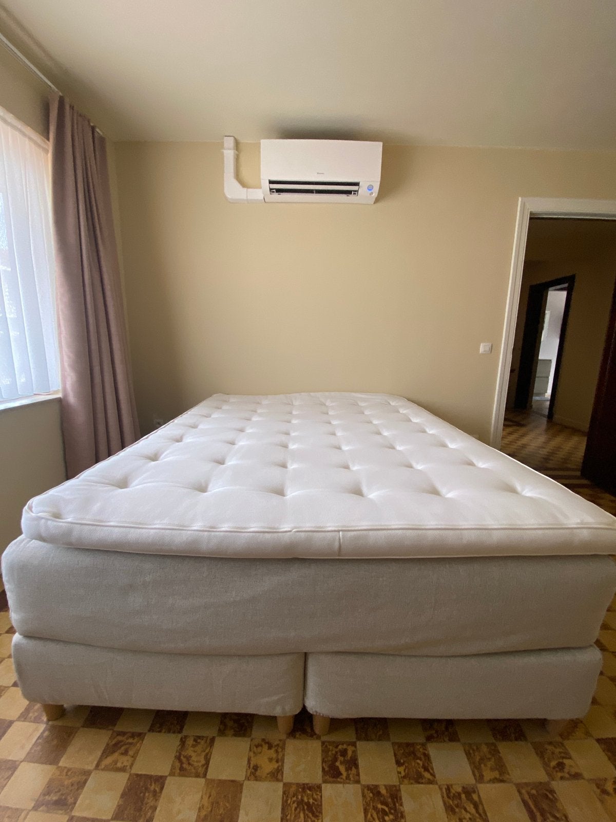 Boxspring 160 x 200, Ophalen, Beige, Tweepersoons, Zo goed als nieuw