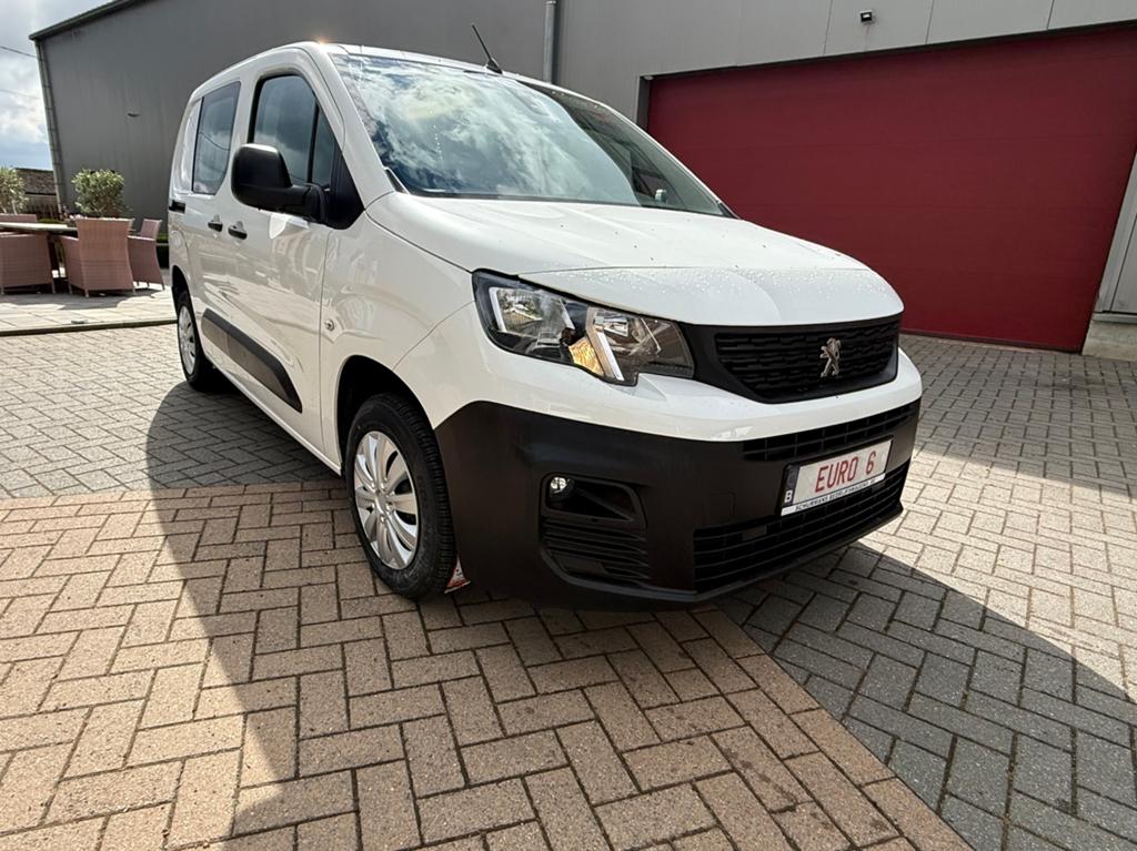 Peugeot partner euro 6, Auto's, Voorwielaandrijving, Stof, Wit, Bedrijf
