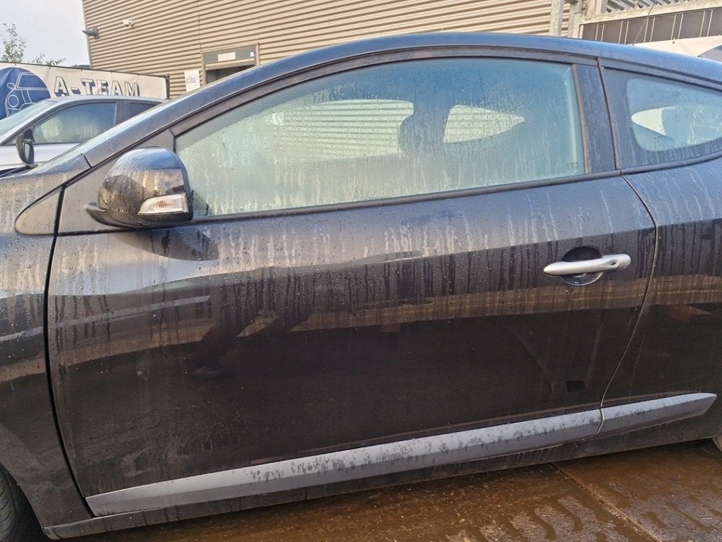 PORTE AVANT GAUCHE Renault Megane III Coupe (DZ), Autos : Pièces & Accessoires, Renault, Utilisé, Peter-Huppertz-Straße 5
51063  Köln, DE