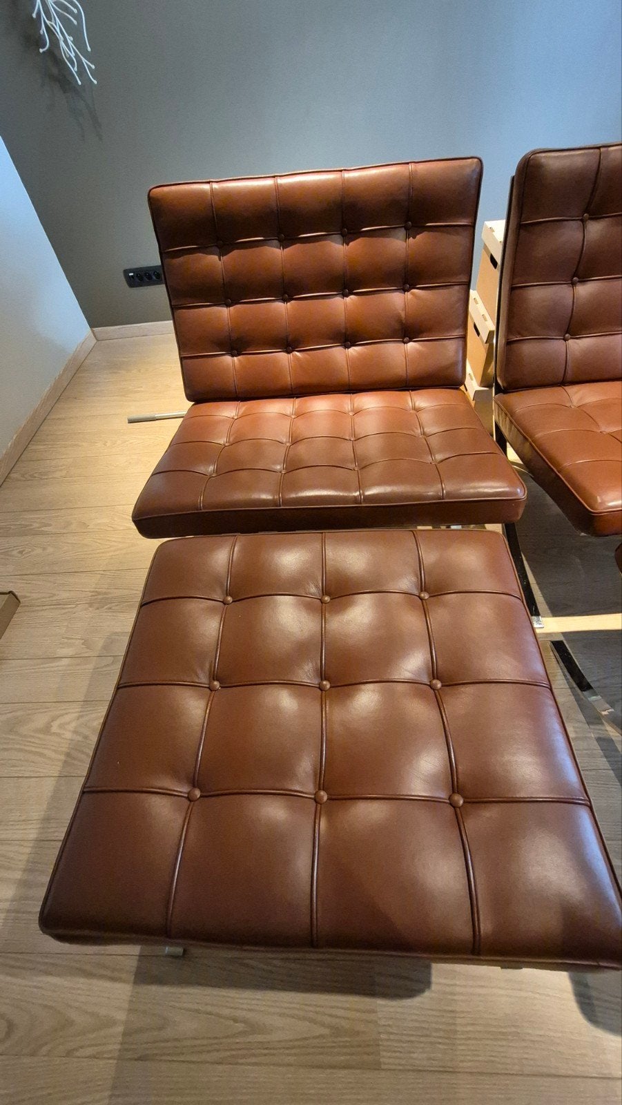 Barcelona chairs, Ophalen, Zo goed als nieuw, Leer, Barcelona