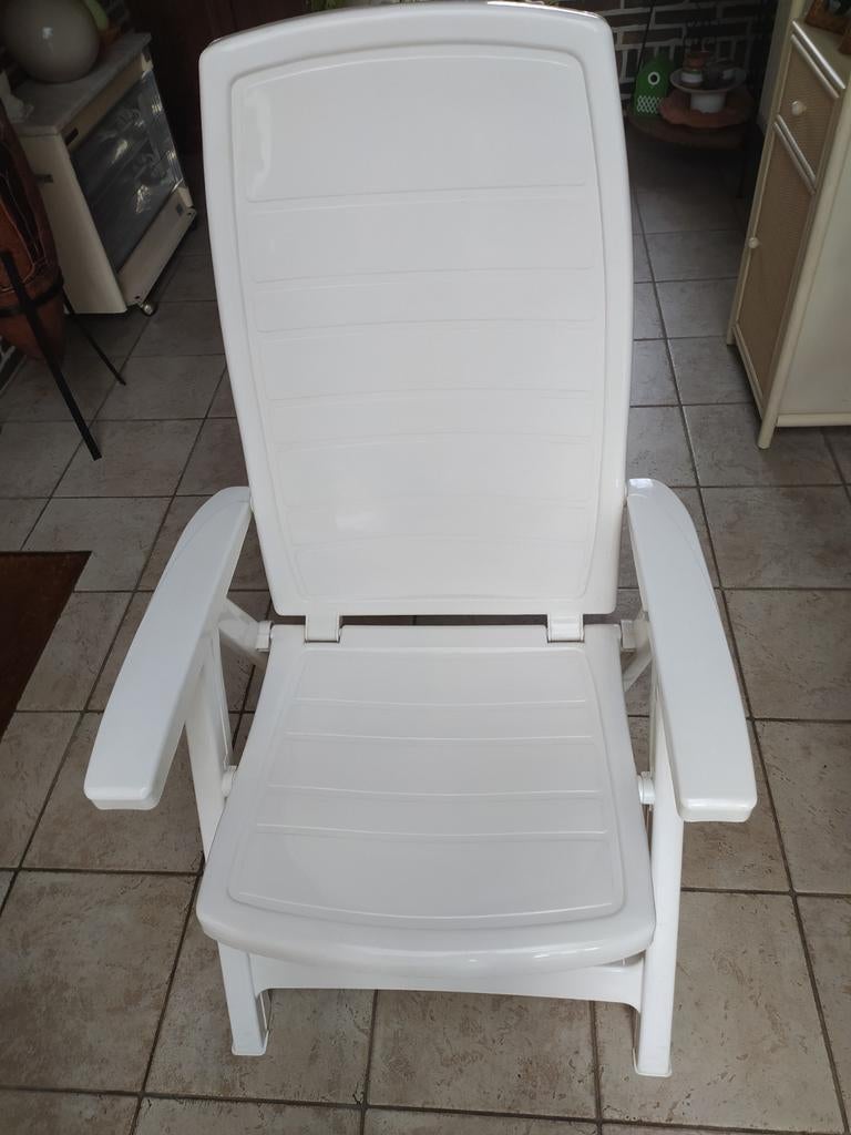 Nieuwe witte tuinzetel met gratis kussen, Enlèvement, Synthétique