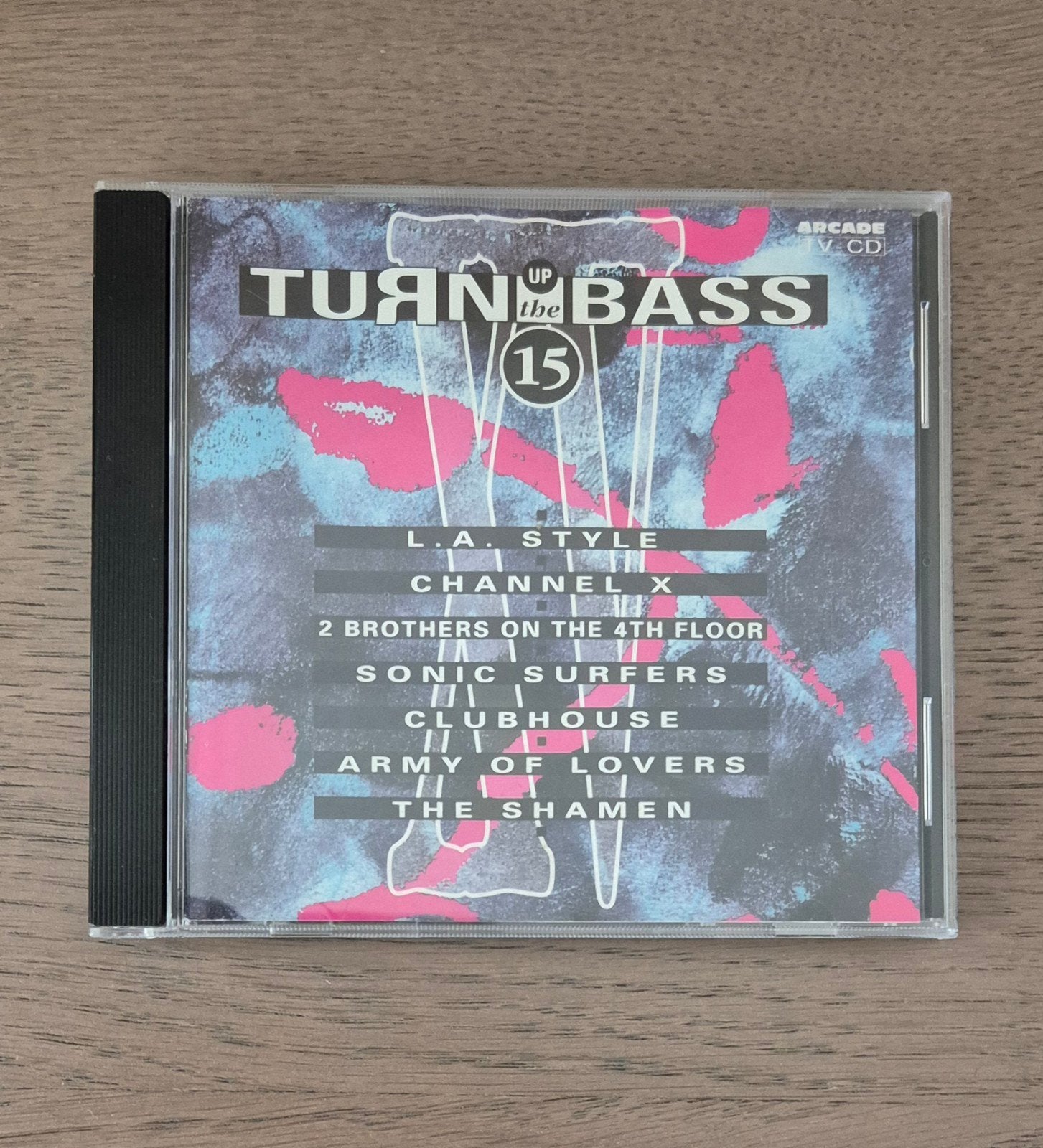 Turn up the Bass 15, Ophalen of Verzenden