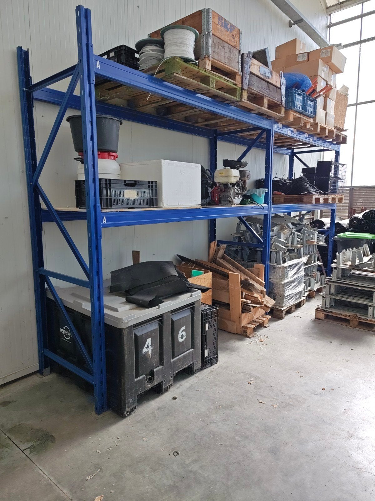 Pallet stelingen, Ophalen
