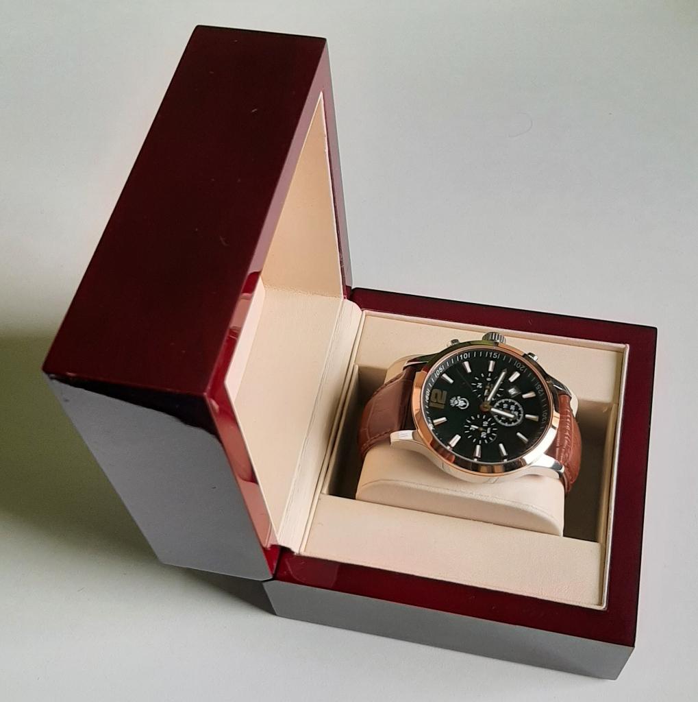 Duits uurwerk van Fuchs Design, Leer, Staal, Polshorloge, Zo goed als nieuw