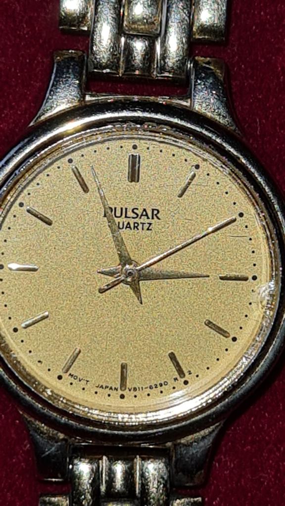 Montre Pulsar pour femme, Bijoux, Sacs & Beauté, Montres | Femmes, Enlèvement ou Envoi