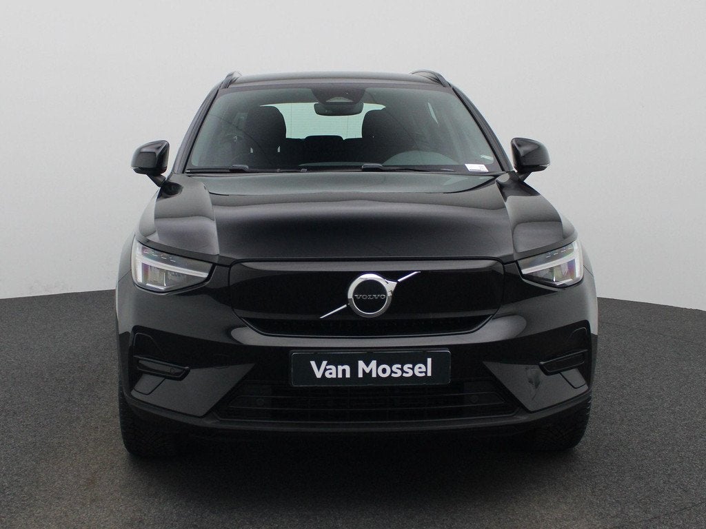 Volvo XC40 Recharge Core, Gebruikt, 5 deurs, 69 kWh, 1500 kg