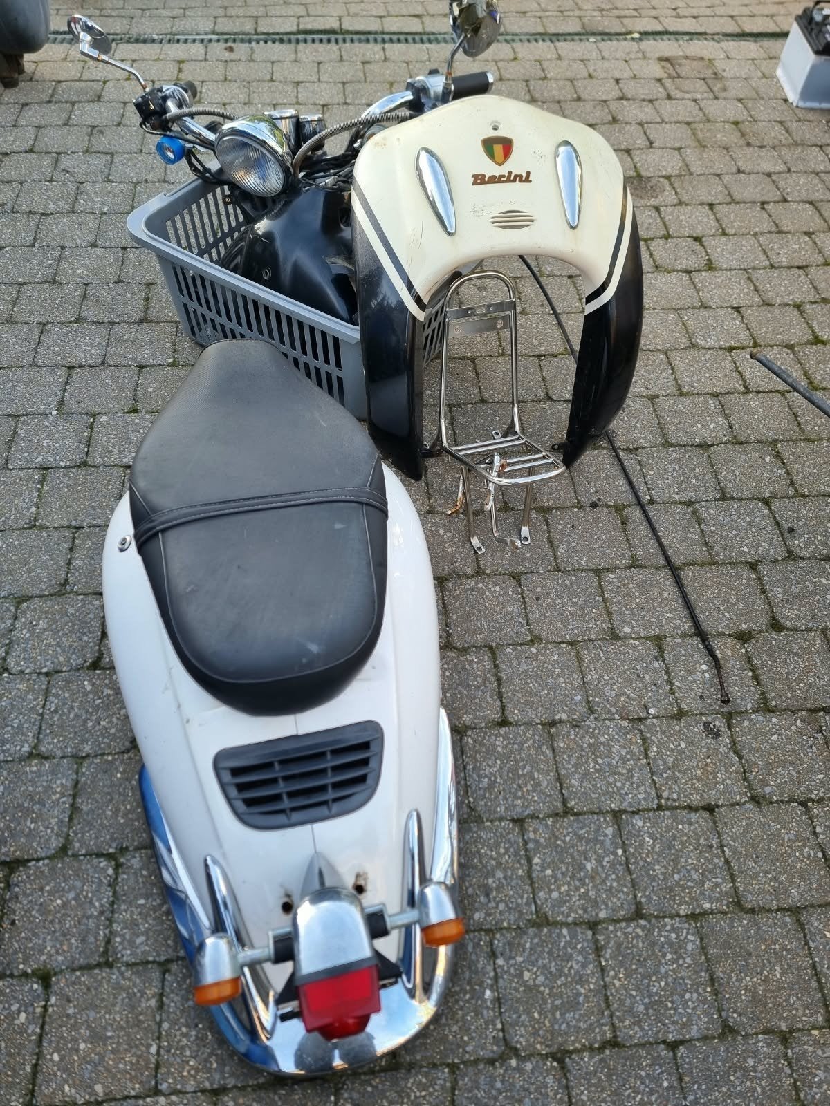 wit, Vélos & Vélomoteurs, Enlèvement