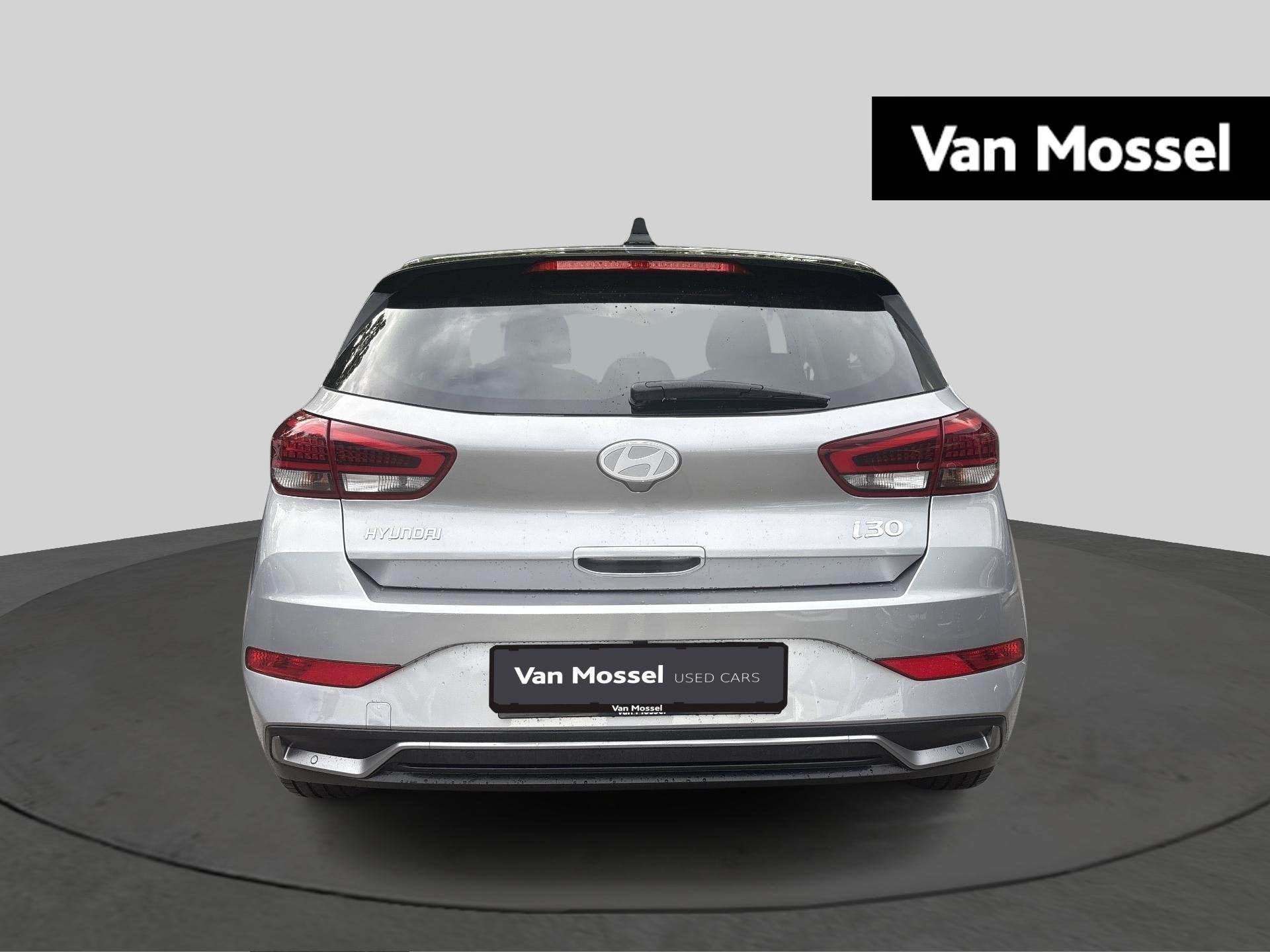 Hyundai i30 N Hyundai i30 TECHNO AUTOMAAT, Auto's, Stof, Gebruikt, Berline, Zilver of Grijs