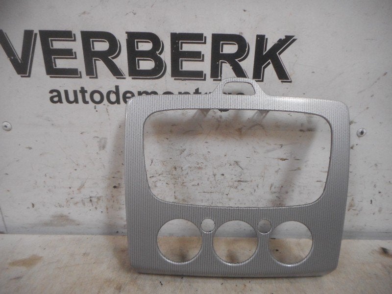 DASHBOARD DEEL Ford Focus 2 (01-2004/09-2012) (7m5118522cw), Auto-onderdelen, Gebruikt, Henry-Ford-Straße  1
50735  Köln, DE, Ford-Werke GmbH