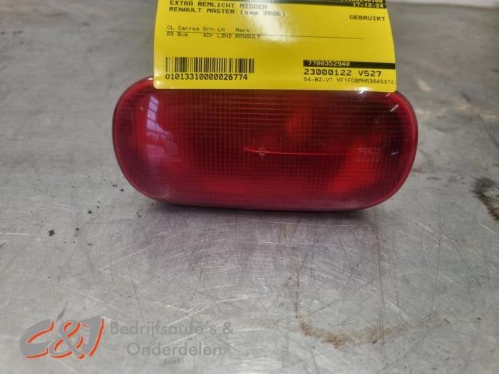 Extra Remlicht midden van een Renault Master, Gebruikt, -, Renault, -