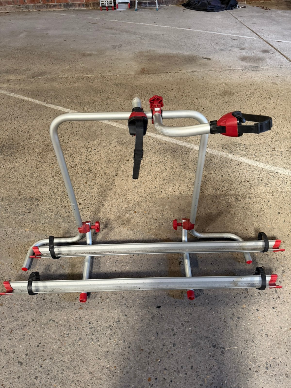 Fietsenrek voor 2 fietsen. Voor IN of OP de camper, Ophalen, Gebruikt