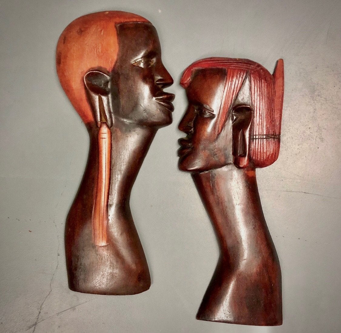 Couple africain. bois sculpté à la main. décoration murale, Bois, Enlèvement ou Envoi, Fait main, 20 - 50 cm