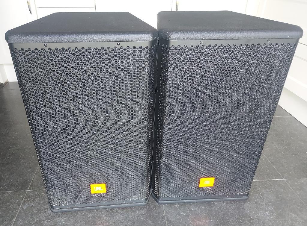2x JBL MRX515 Enceinte sono deux voies, Ophalen, JBL, Zo goed als nieuw, 120 watt of meer