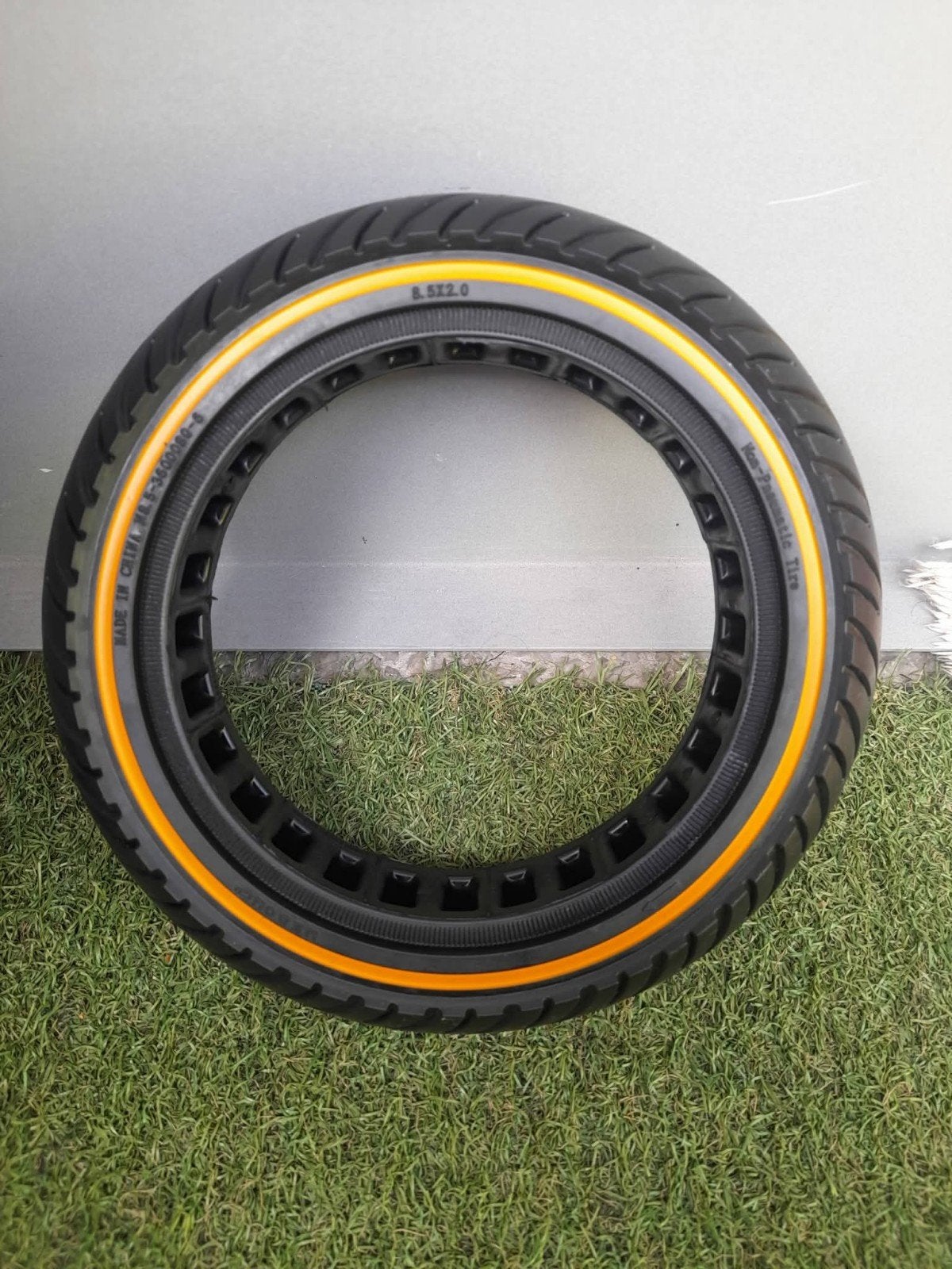 Pneu plein Trottinette 8.5×2.0, Enlèvement