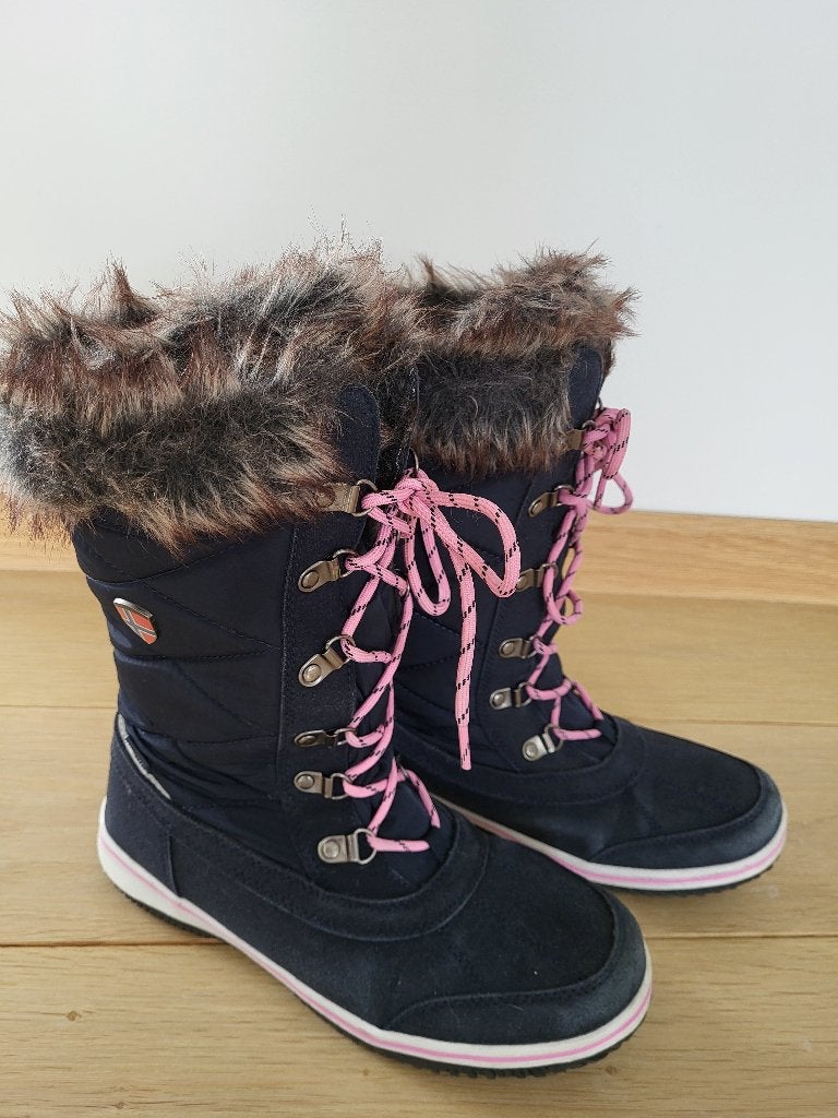 Snowboots Trollkids maat 38, Kinderen en Baby's, Kinderkleding | Schoenen en Sokken, Ophalen, Gebruikt, Meisje, Overige typen