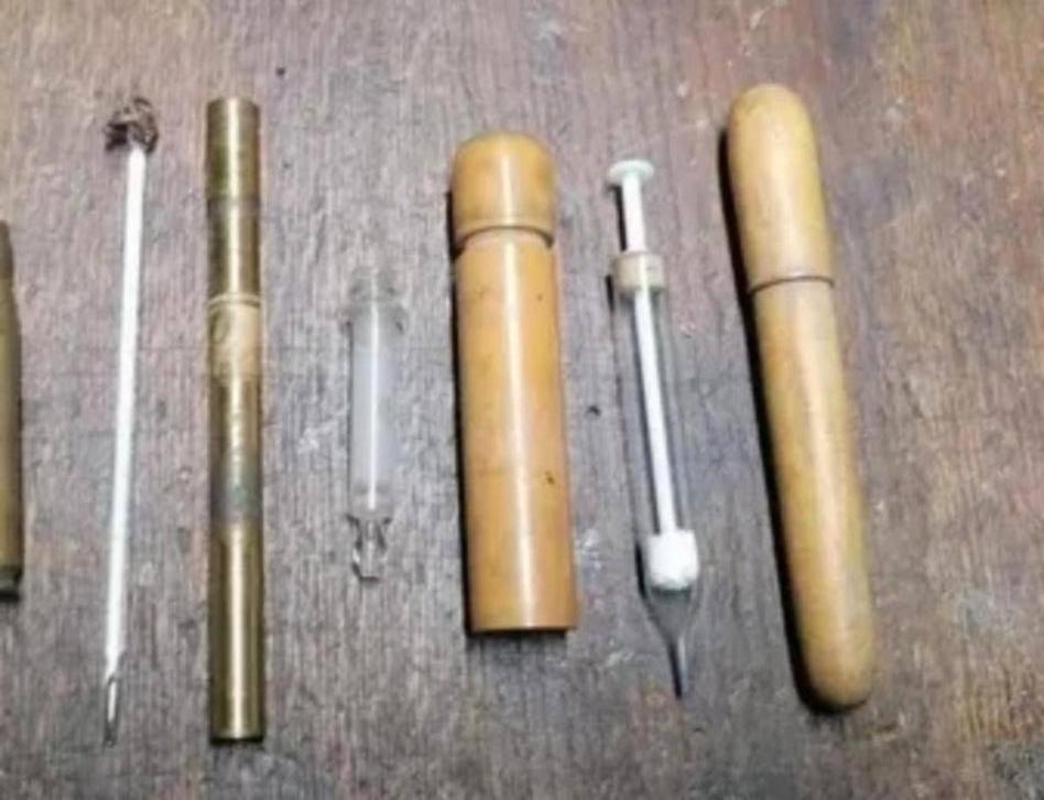 Lot seringues thermique militaire 1870 WW1, Envoi, Autres, Autres types