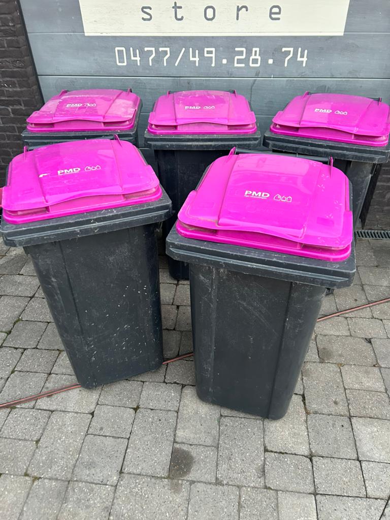 Grote vuilbakken 240 liter op wieltjes, Huis en Inrichting, Woonaccessoires | Prullenbakken, Ophalen, Zo goed als nieuw