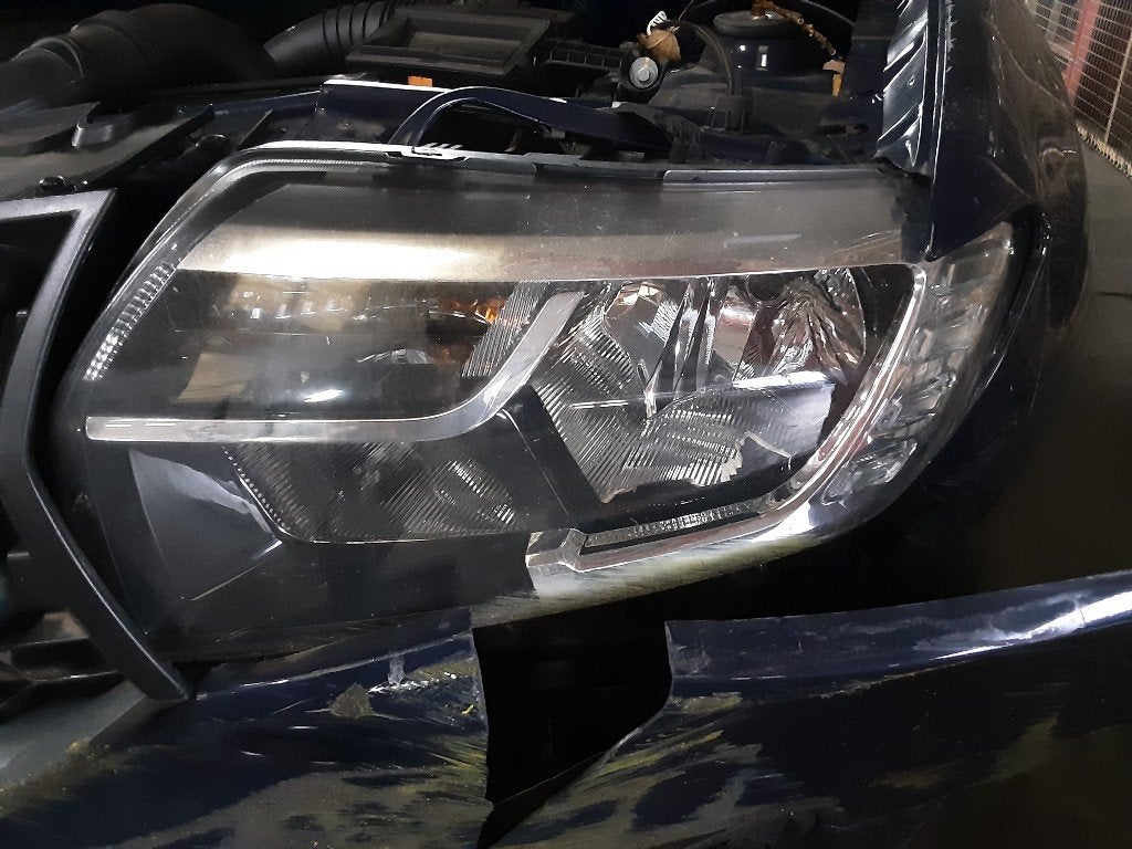 PHARE / OPTIQUE AVANT GAUCHE Dacia Sandero II, Dacia, Renault Deutschland AG, Utilisé, Peter-Huppertz-Straße 5
51063  Köln, DE
