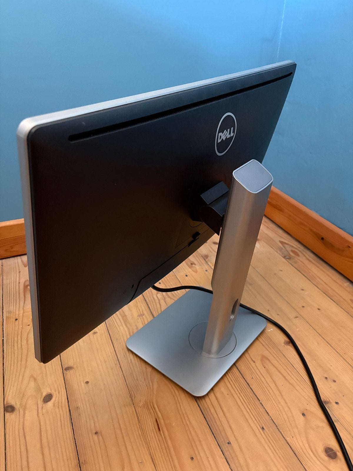 Dell pc scherm, Computers en Software, Monitoren, Ophalen, Zo goed als nieuw, HDMI