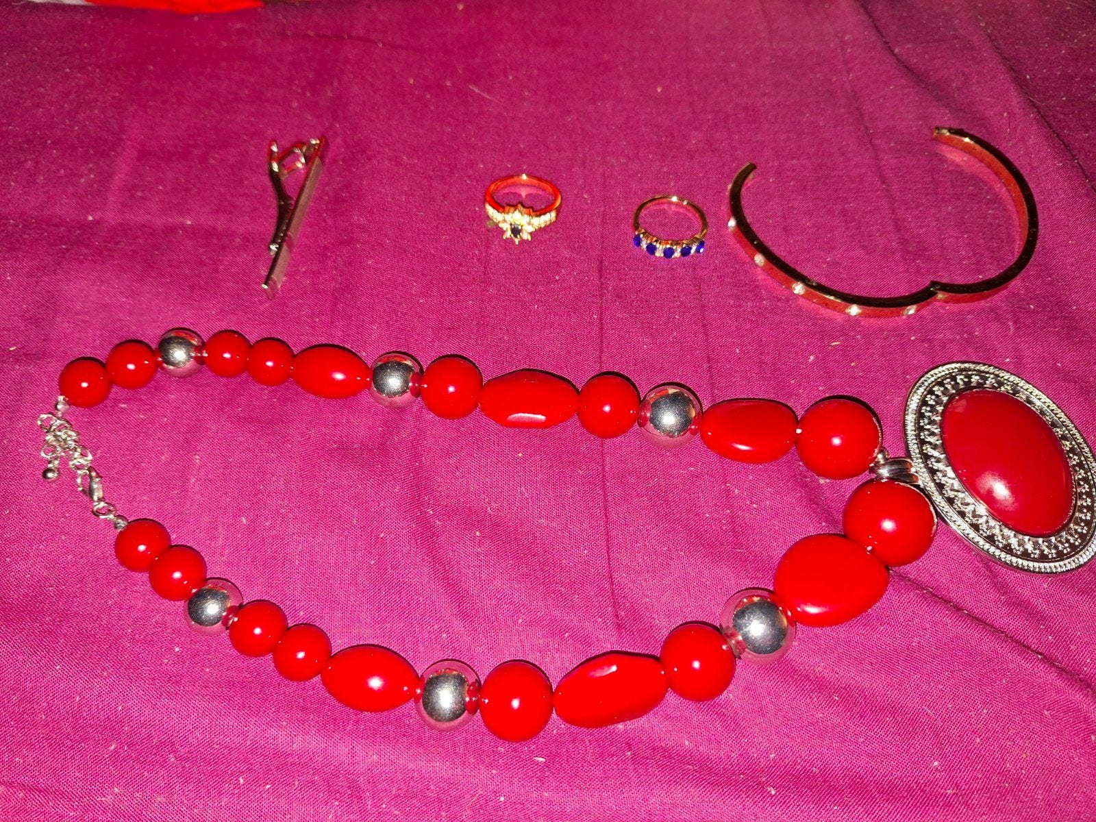 Lot de bijoux de Fantaisie  et  lunettes de Soleil et oeuf, Enlèvement ou Envoi, Avec strass