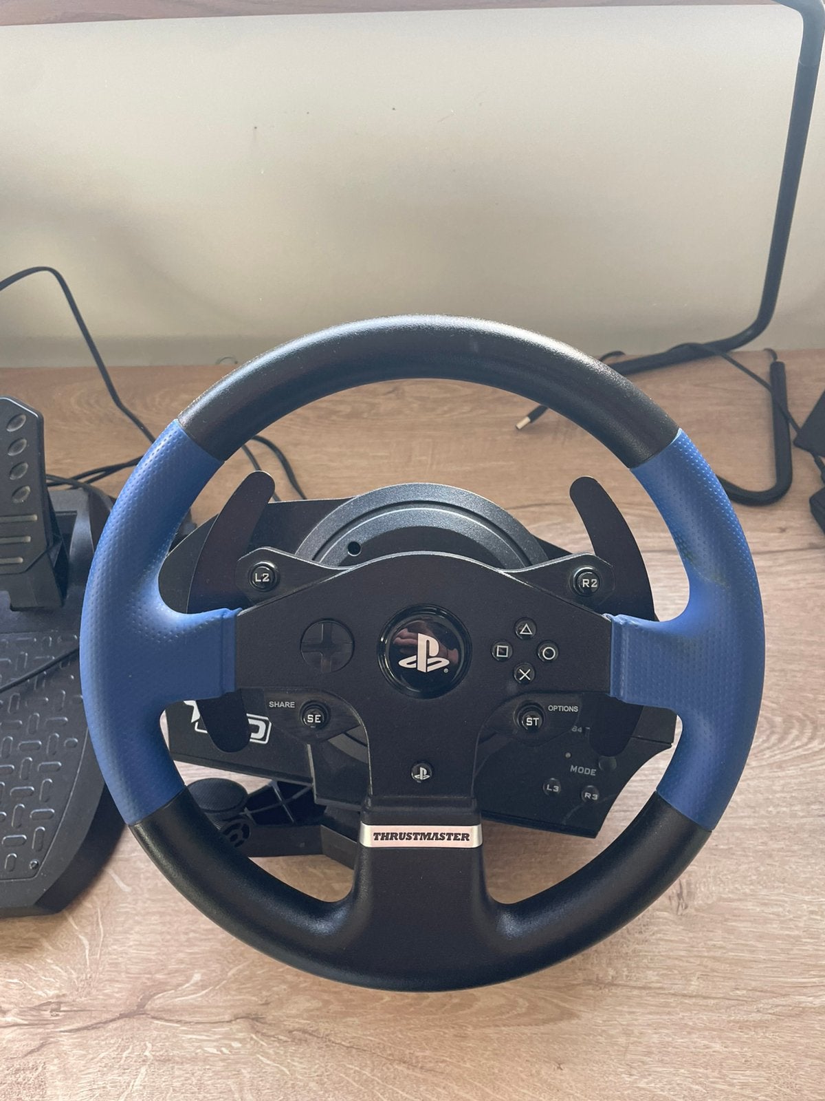 Thrustmaster t150, Enlèvement, Utilisé