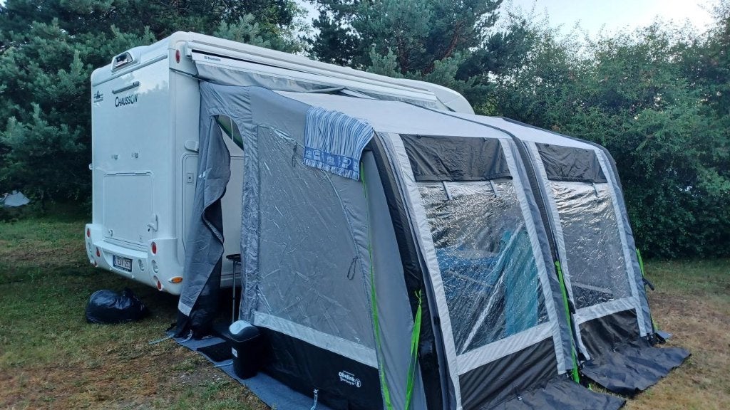 voortend camper & caravan, Caravans en Kamperen, Mobilhomes, Particulier, Half-integraal, Luifel, Ophalen