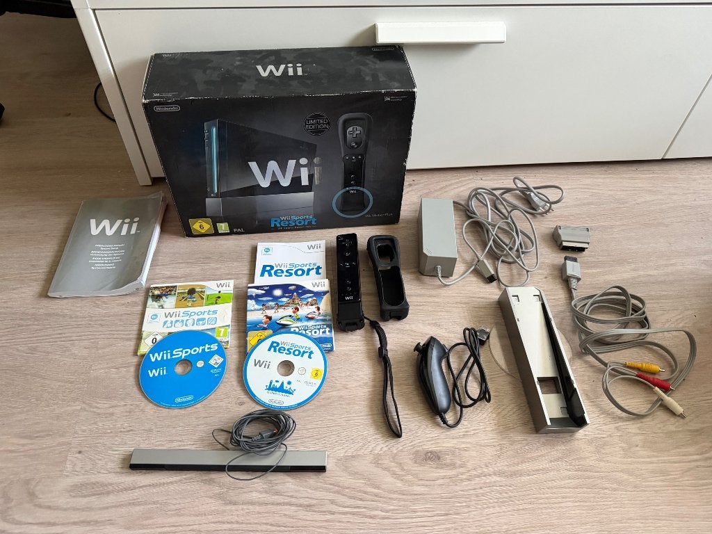Wii zwart, Ophalen, Gebruikt, Met 1 controller, Met games