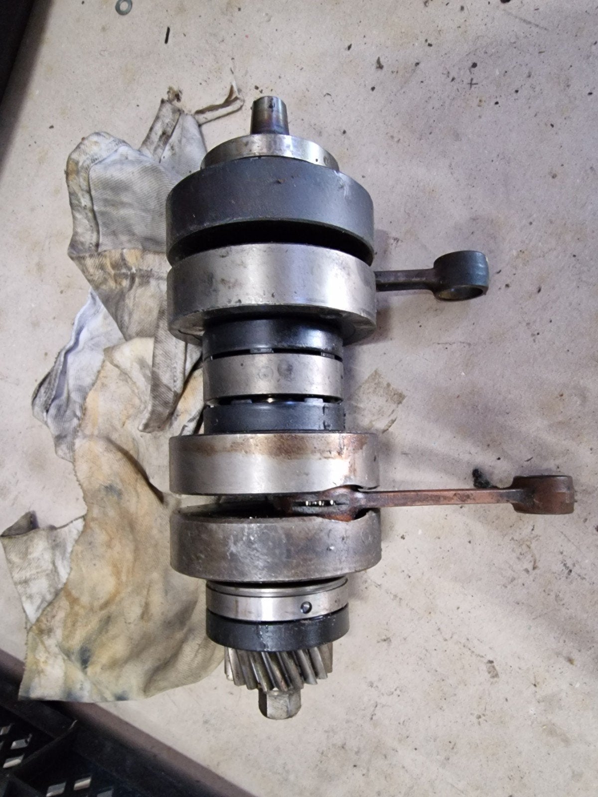 Vilebrequin Suzuki T250 GT250, pas de contrecoup Bigend. Bon, Enlèvement