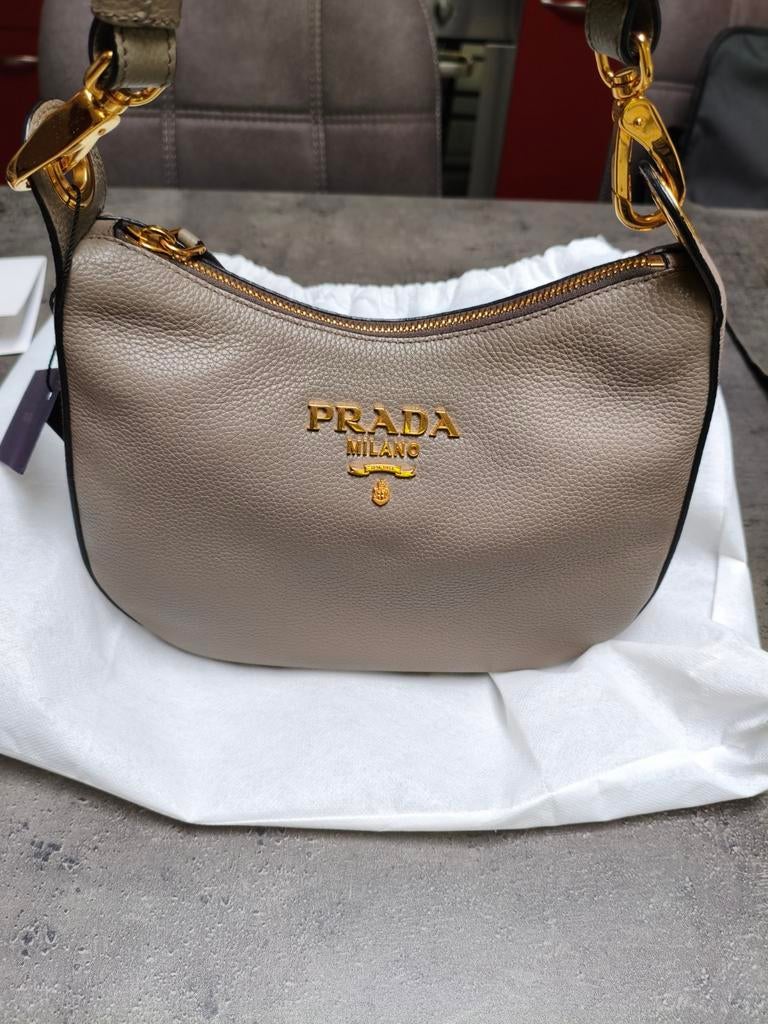 Prada vitello phenix schoudertas ( nieuw ), Enlèvement, Neuf, Gris, Sac à bandoulière