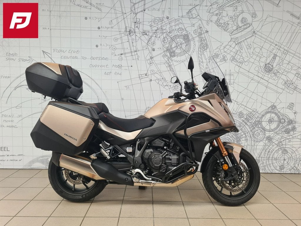 Honda NT 1100 DCT ES (bj 2025), Motoren, Motoren | Honda, Bedrijf, Meer dan 35 kW, Toermotor, 1100 cc