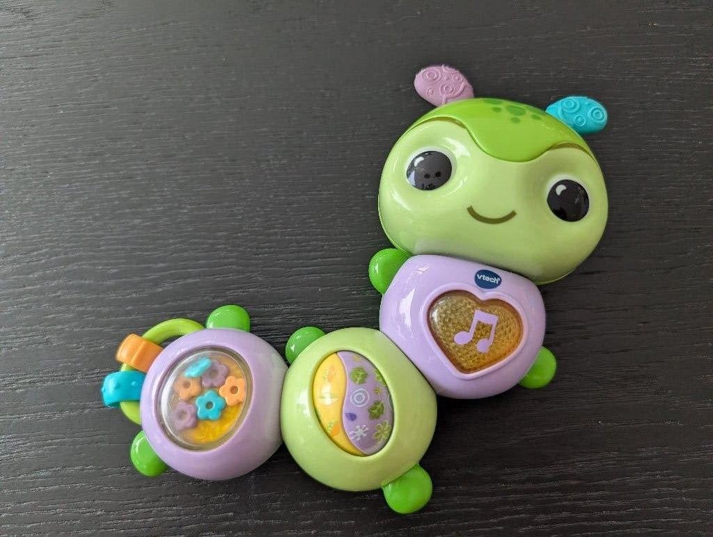 Rammelaar Draai & Wiebel Rupsje VTech, Ophalen, Gebruikt, Rammelaar, Met licht