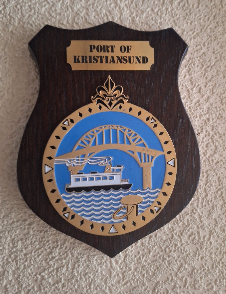 Embleem schild port of Kristiansund, Ophalen, Zo goed als nieuw, Kaart, Foto of Prent
