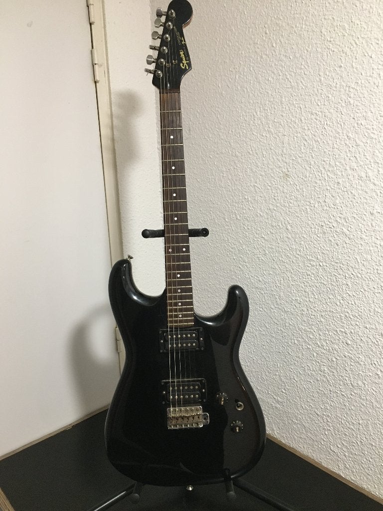 Fender Squier Stratocaster HH Japan FujiGen Black 1984-1987, Muziek en Instrumenten, Ophalen, Gebruikt, Solid body, Fender