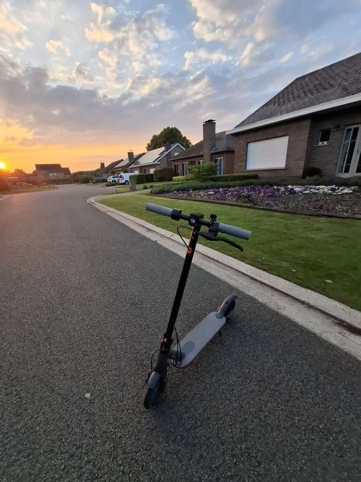xiaomi m365 pro, Vélos & Vélomoteurs, Trottinettes, Enlèvement, Comme neuf, Step électrique (E-scooter), Xiaomi