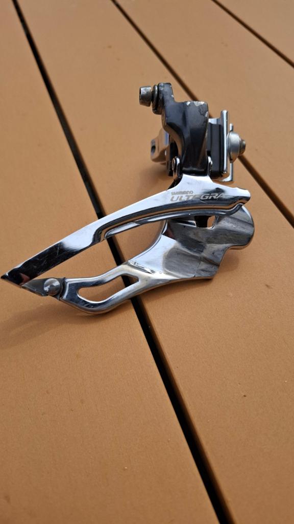Shimano ultegra triple derailleur 10 speed, Vélos & Vélomoteurs, Enlèvement