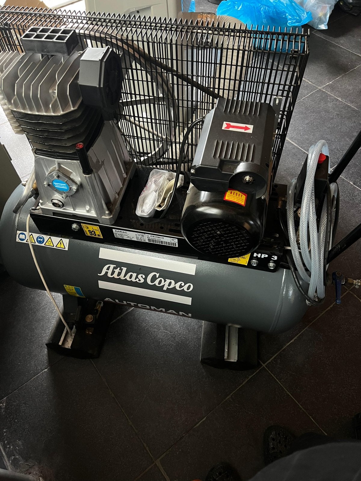 Nieuwe Atlas Copco Automan compressor, Doe-het-zelf en Bouw, Ophalen, Nieuw