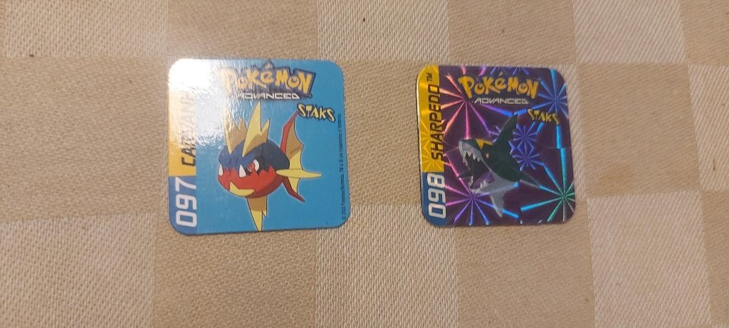 aimants pokemon, bâtonnets à panini, Carvanha Sharpedo Holo, Enlèvement ou Envoi, Neuf, Autres types
