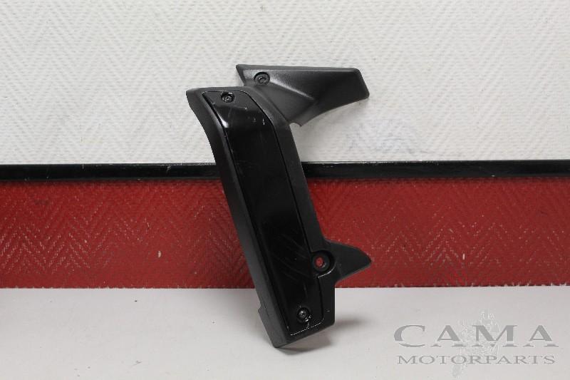 RADIATEURKAP LINKS Kawasaki Vulcan S (49125-0586), Dhr. S. di Majo, Gebruikt, Info@cama-motorparts.nl, P.J. Troelstraweg 8 8
3144 CX  MAASSLUIS, NL