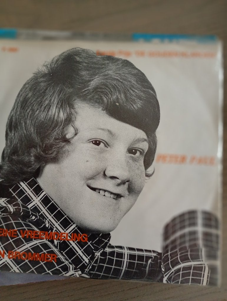 Peter Paul - Kleine vreemdeling, CD & DVD, Vinyles Singles, En néerlandais, Pochette photo, 7 inch, Utilisé