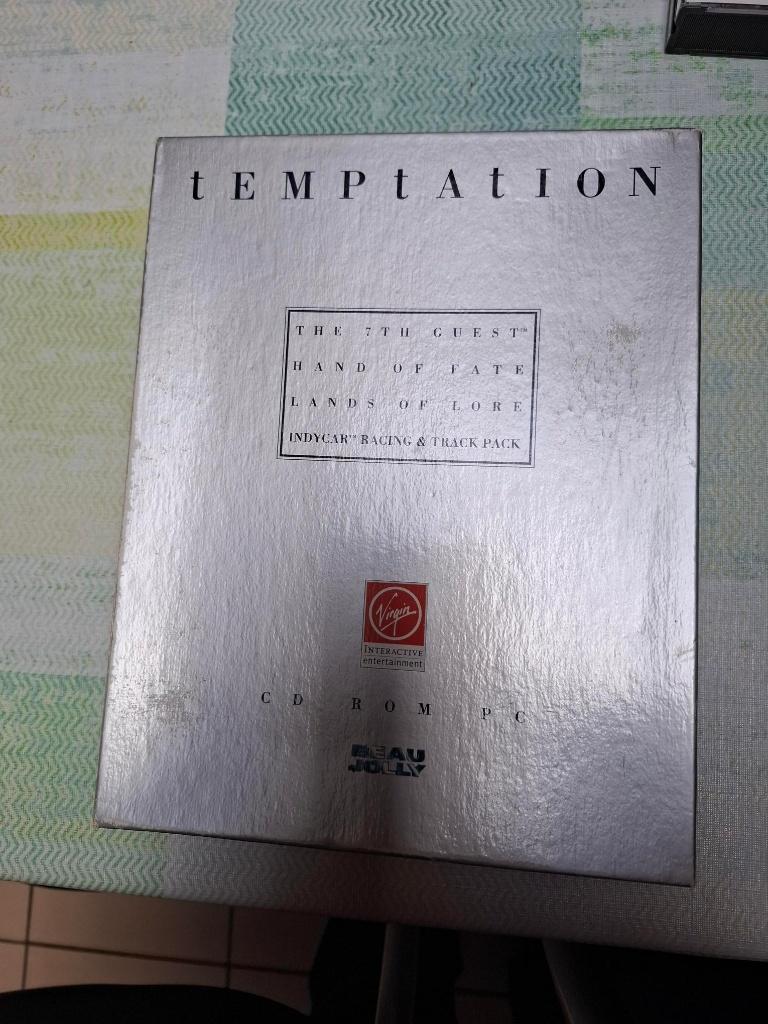 Temptation PC-game compiulatiebox uit 1995, Ophalen, Zo goed als nieuw