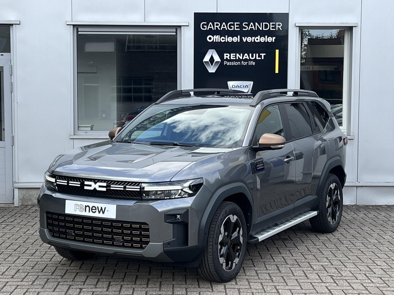 Dacia Bigster TCe 140 Pk Mild Hybrid Extreme  * 9.600 Km *, Autos, Dacia, 0 kg, Argent ou Gris, Achat, Euro 6