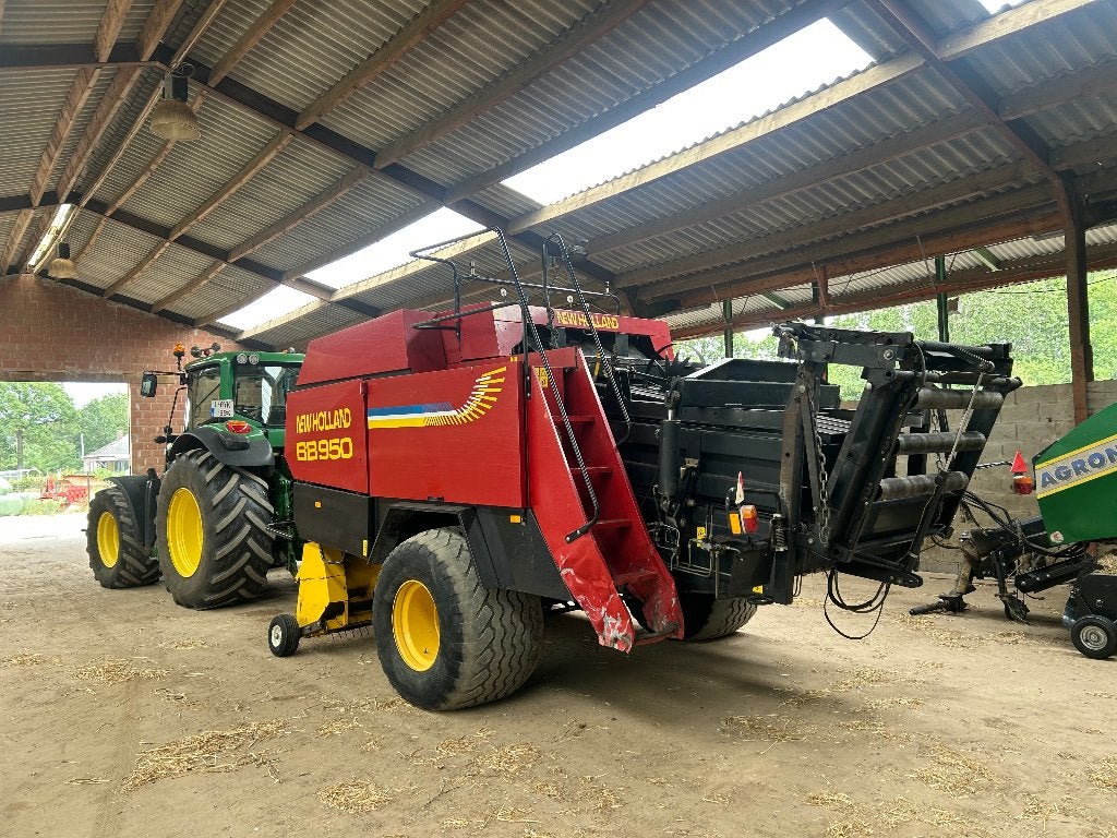 New Holland pakkenpers, Articles professionnels, Agriculture | Tracteurs, Enlèvement, Utilisé, New Holland, Jusqu'à 2500