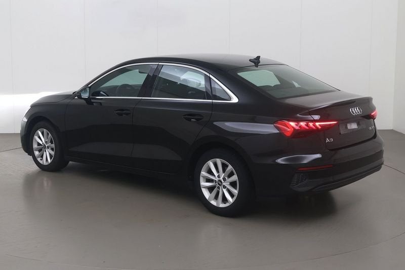 Audi A3 Sedan 35 tfsi s tronic 150 AT, Auto's, Automaat, 4 deurs, 4 cilinders, Overige bekleding