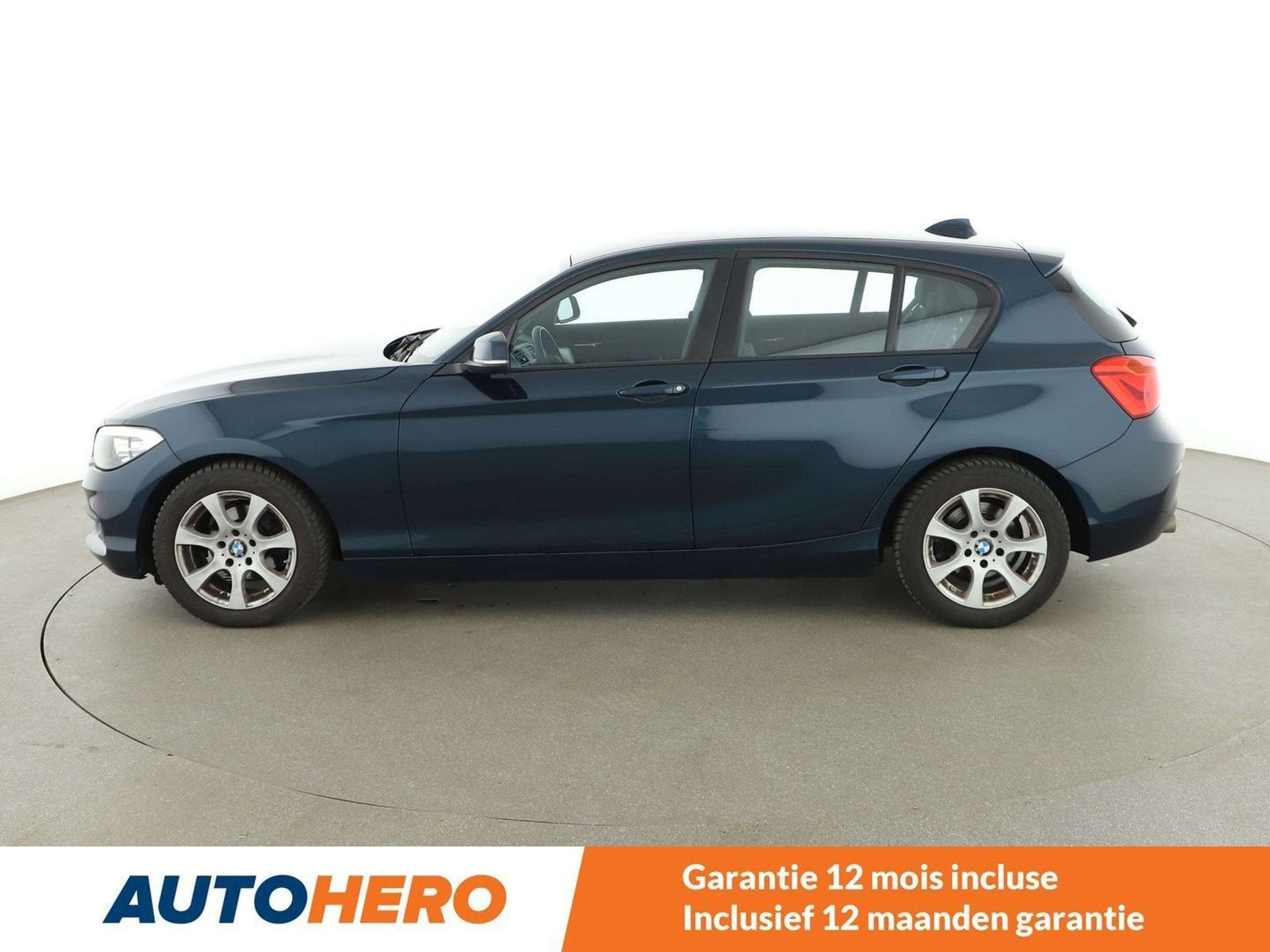 BMW 1 Serie 116 116d EfficientDynamics Advantage (bj 2016), Auto's, Gebruikt, Zwart, 5 deurs, 1395 kg