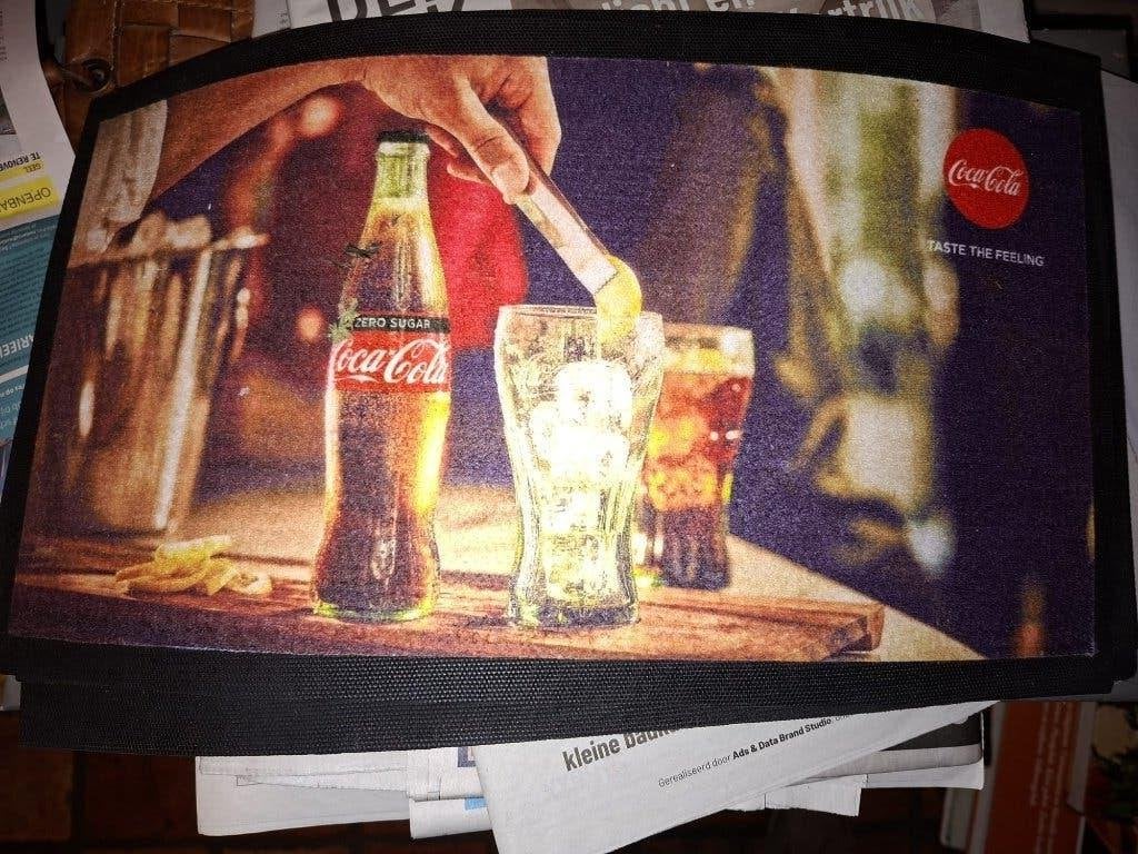 3 onderleggers reclame coca cola, Ophalen of Verzenden, Nieuw, Gebruiksvoorwerp